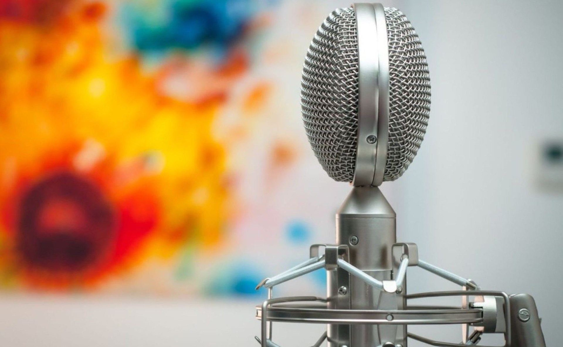 Image of Radio Mic Radio Advertising 2048x13601 v2